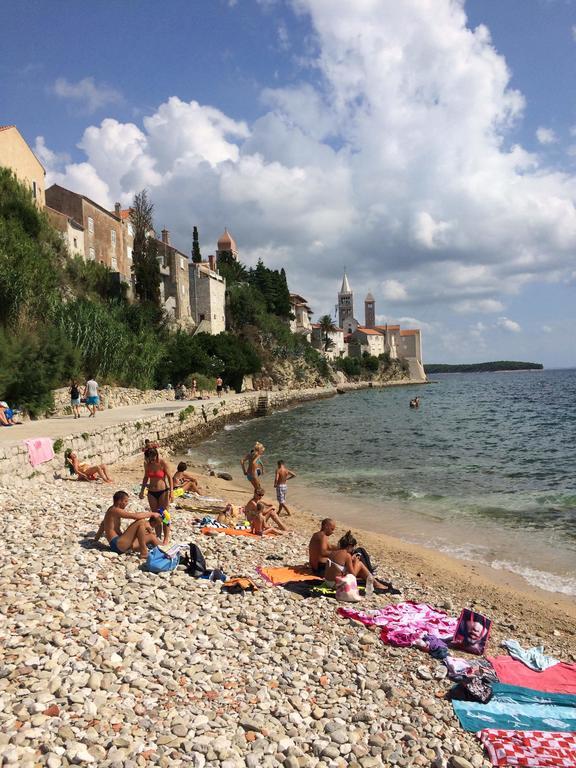 Apartments Dokovic Barbat na Rabu ภายนอก รูปภาพ