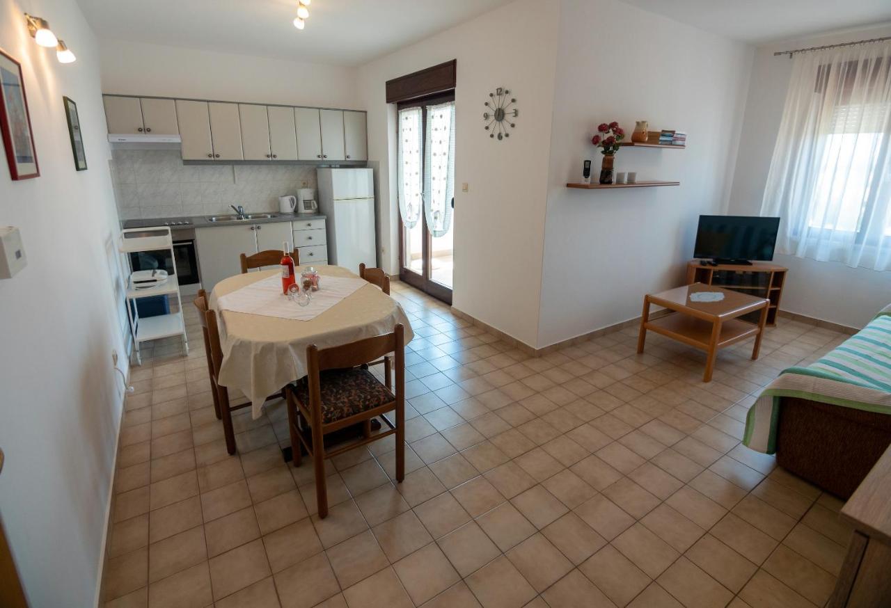 Apartments Dokovic Barbat na Rabu ภายนอก รูปภาพ
