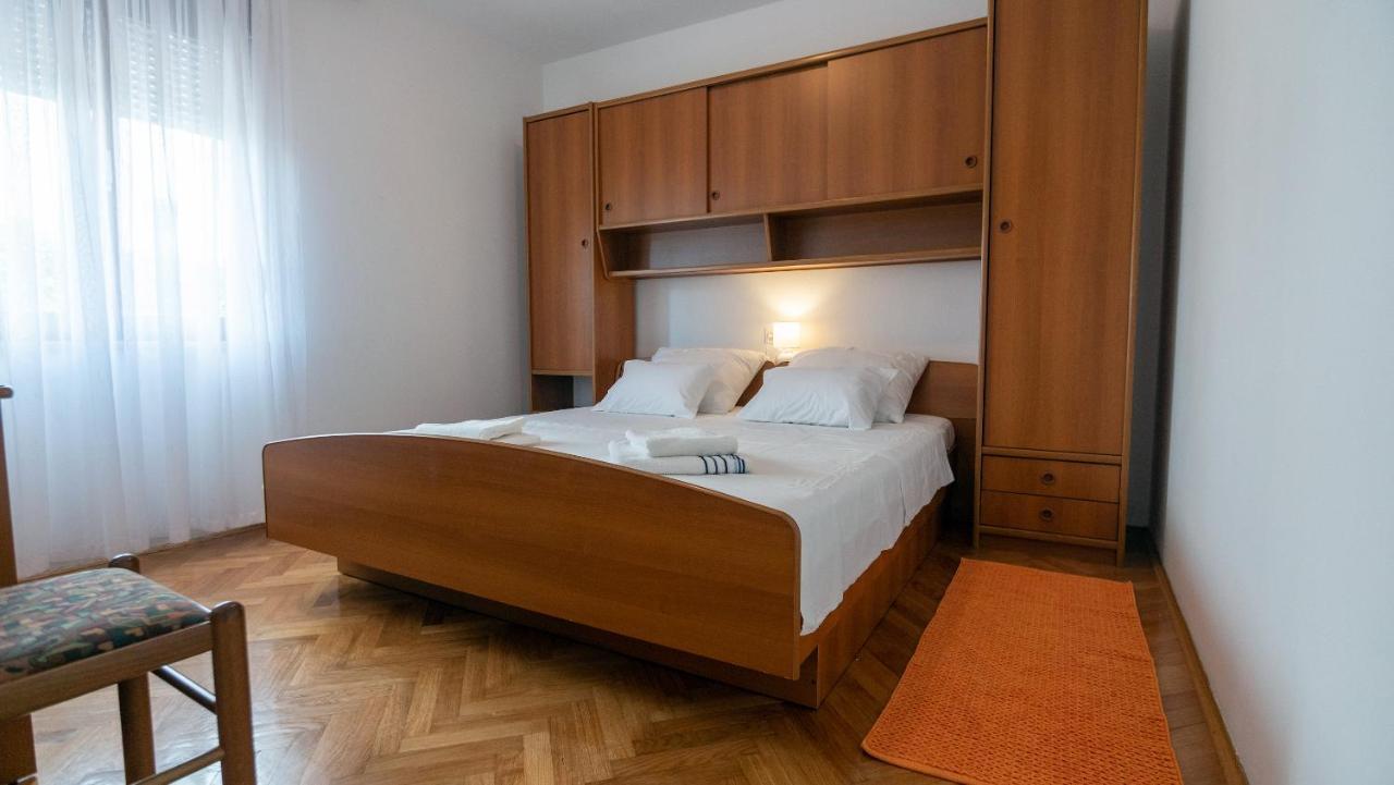 Apartments Dokovic Barbat na Rabu ภายนอก รูปภาพ