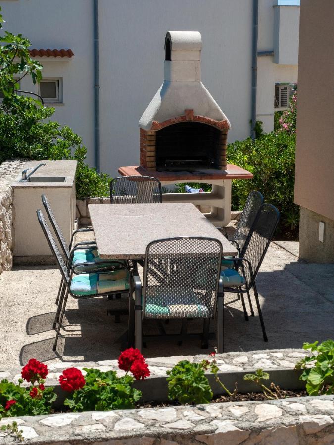 Apartments Dokovic Barbat na Rabu ภายนอก รูปภาพ