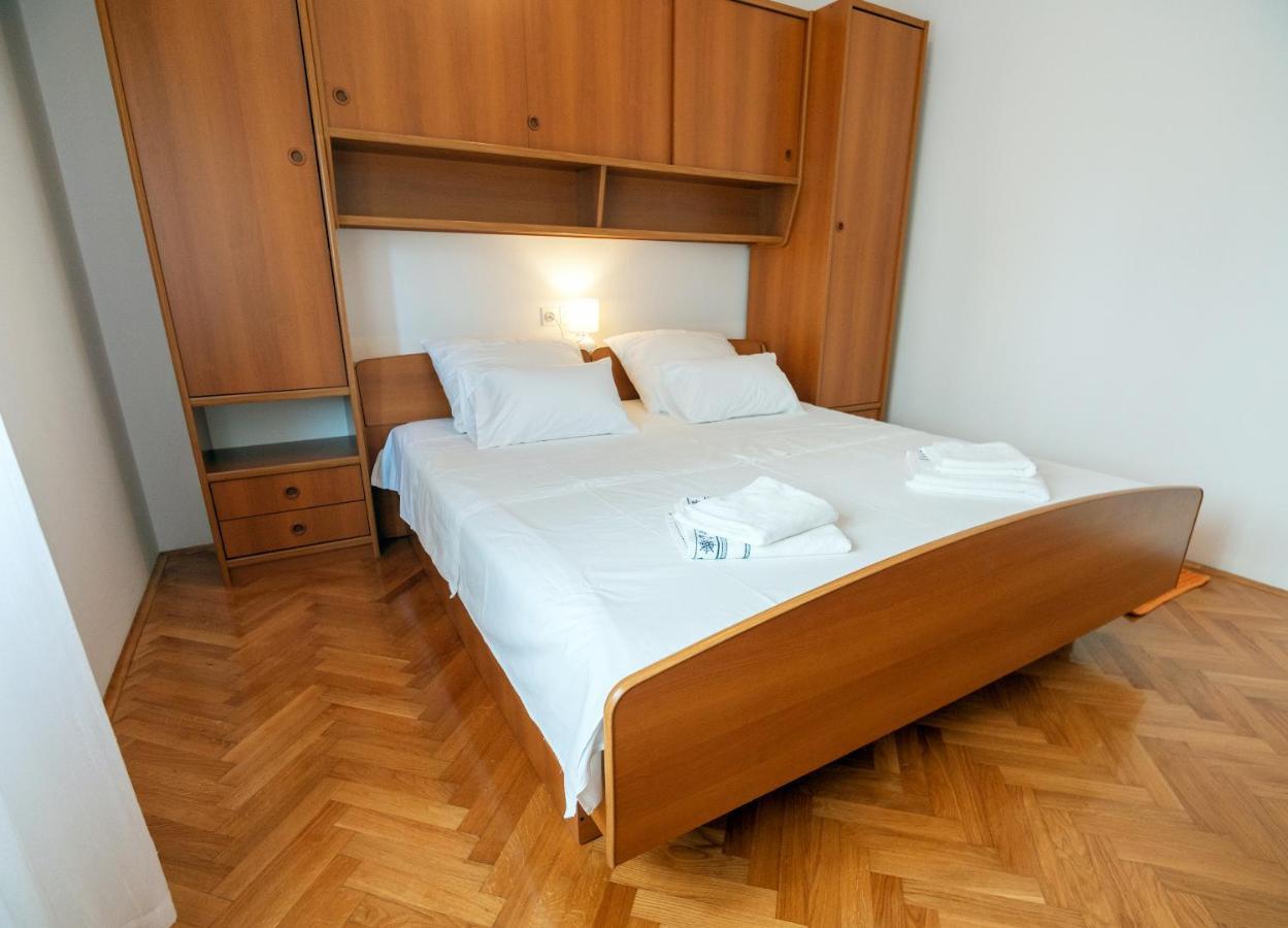 Apartments Dokovic Barbat na Rabu ภายนอก รูปภาพ