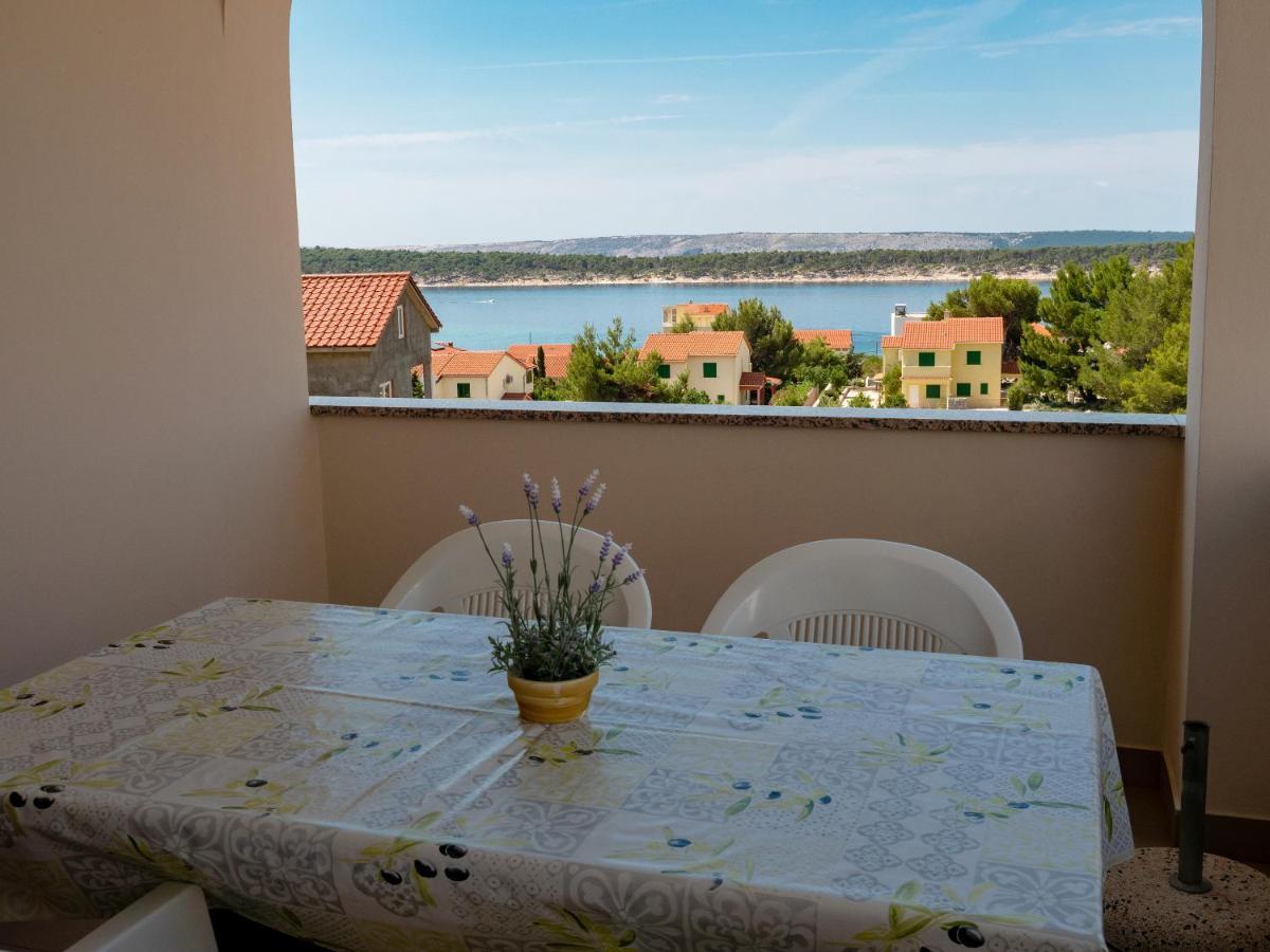 Apartments Dokovic Barbat na Rabu ภายนอก รูปภาพ