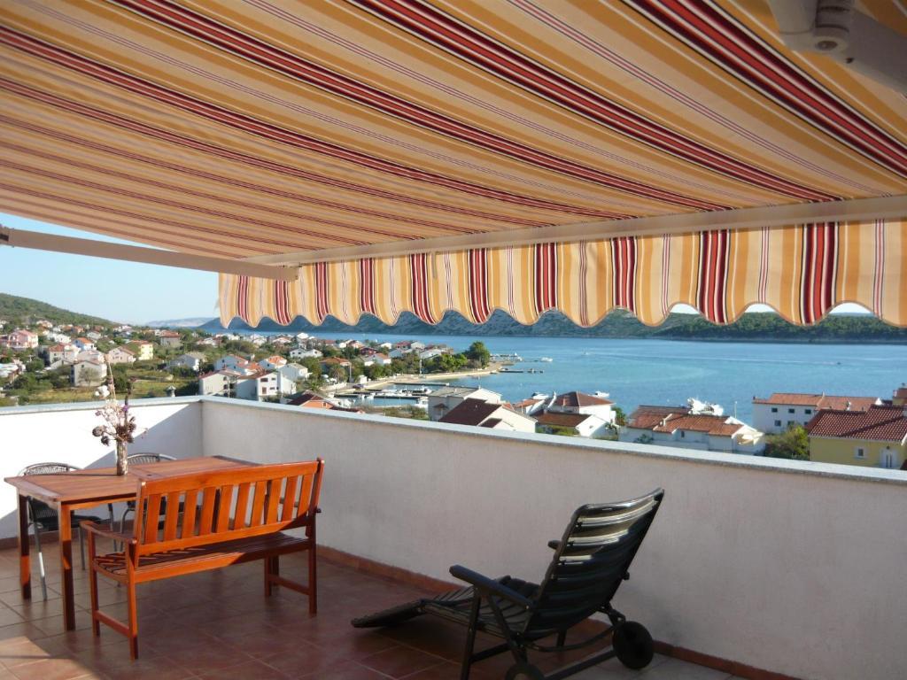 Apartments Dokovic Barbat na Rabu ห้อง รูปภาพ